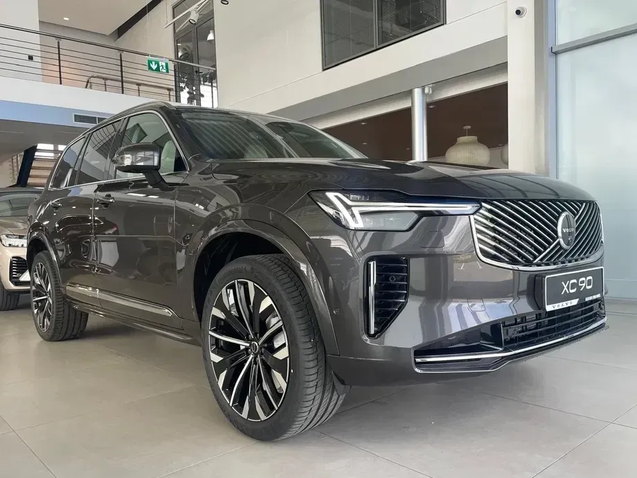 Volvo XC 90 II B5 B AWD Plus Bright — imagine 3