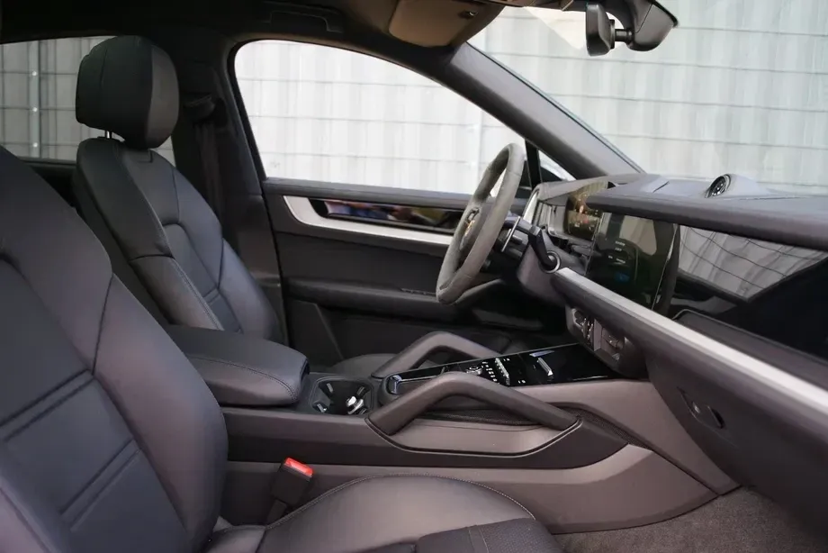 Porsche Cayenne Coupe E-Hybrid Tiptronic S — imagine 4
