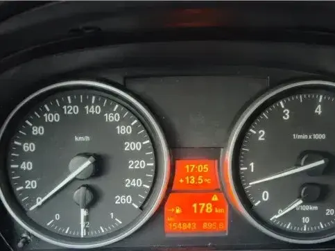 BMW Seria 3 E90/E91/E92/E93 325i xDrive