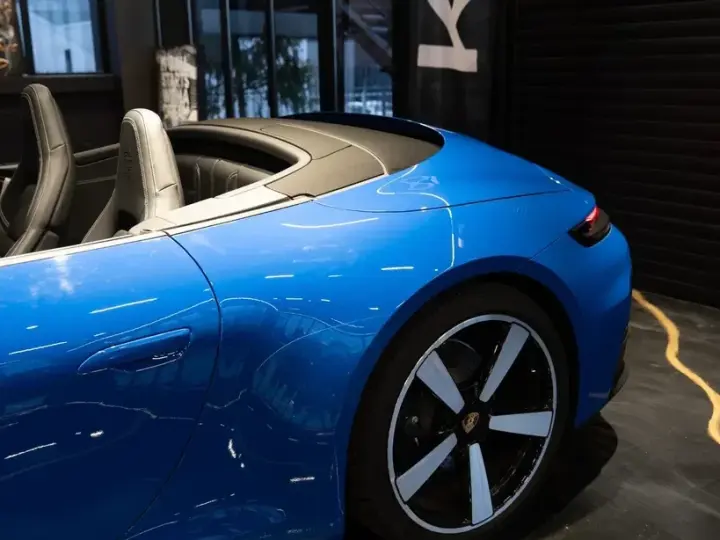 Porsche 911 Carrera PDK