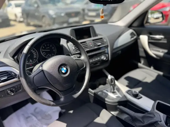 BMW Seria 1 F20/F21 118i Aut. Sport Line