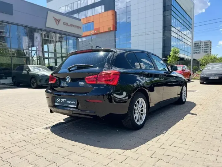 BMW Seria 1 F20/F21 118i Aut. Sport Line