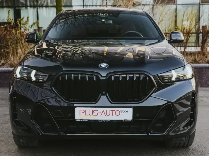BMW X6 G06