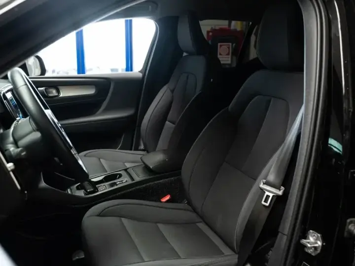 Volvo XC 40 T3 Geartronic Momentum