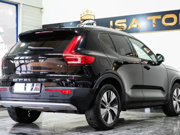 Volvo XC 40 T3 Geartronic Momentum