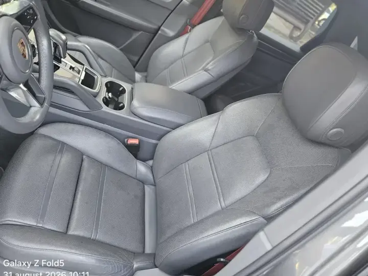 Porsche Cayenne Standard