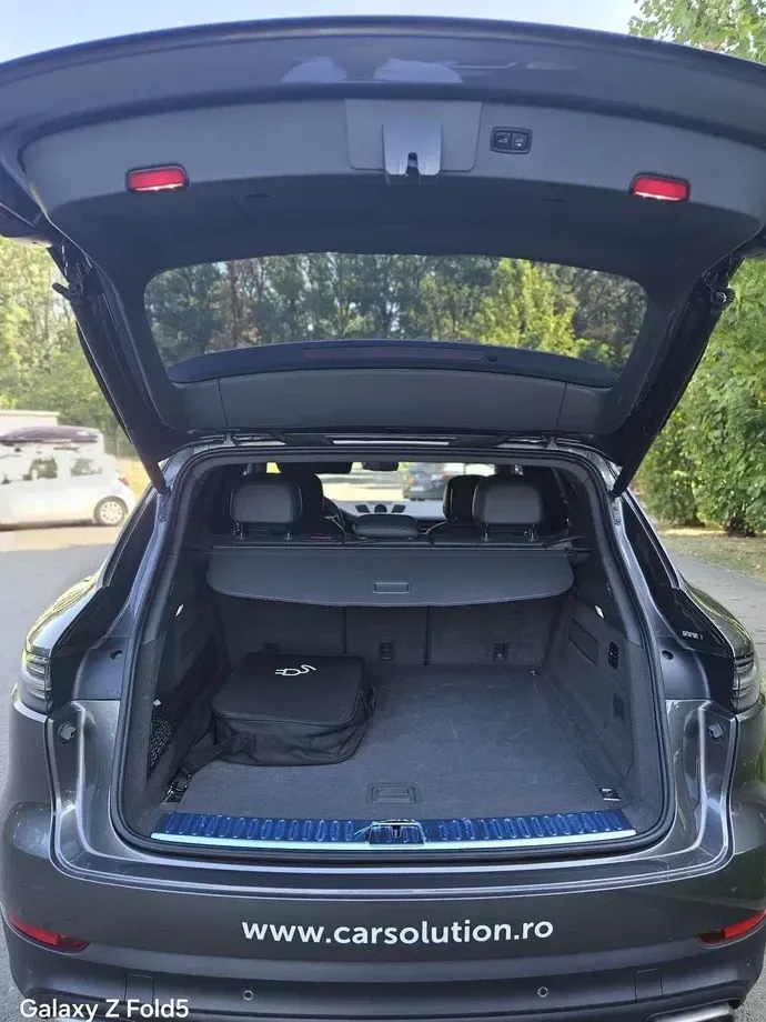Porsche Cayenne Standard — imagine 6
