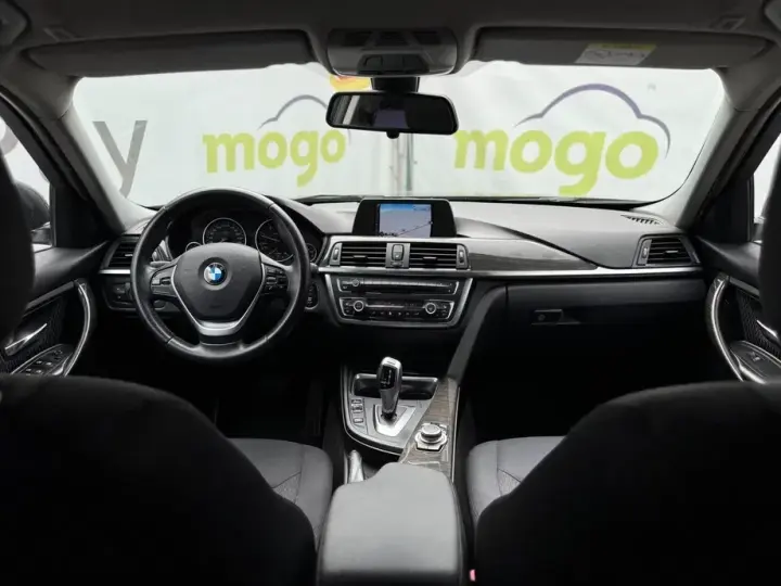BMW Seria 3 320d xDrive Sport-Aut. Luxury Line