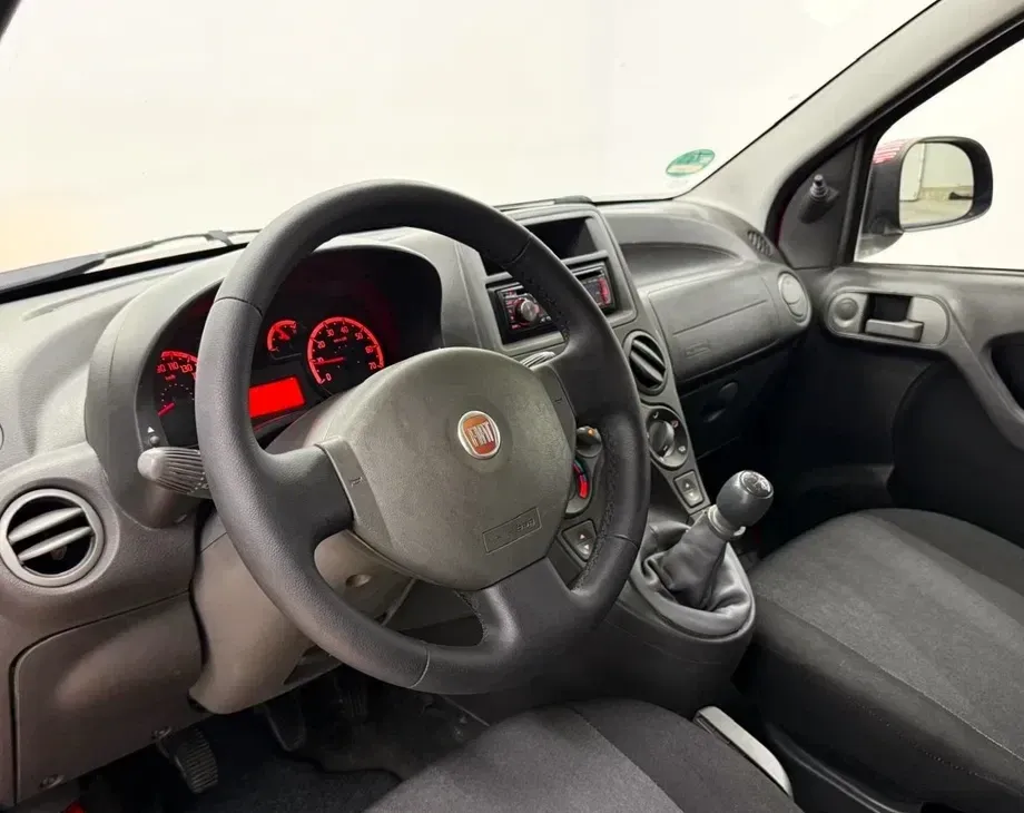 FIAT Panda 1.2 4x4 Climbing — imagine 5