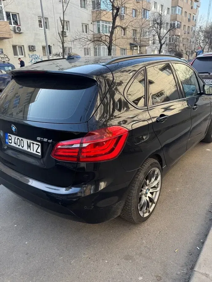 BMW Seria 2 218d Aut. — imagine 4