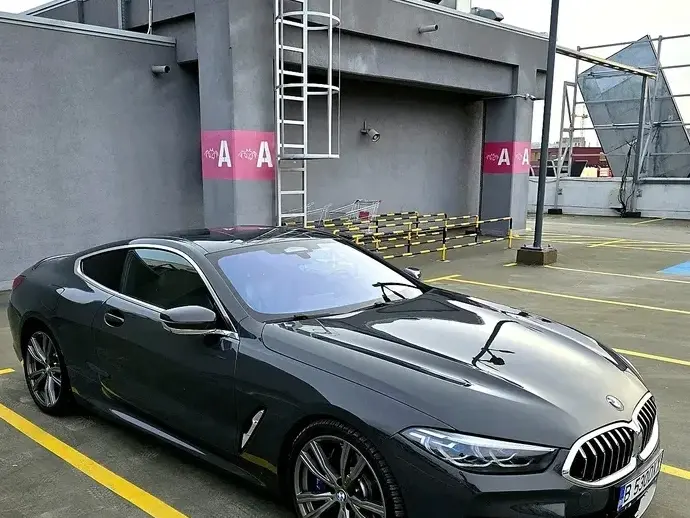 BMW M8 M850i xDrive