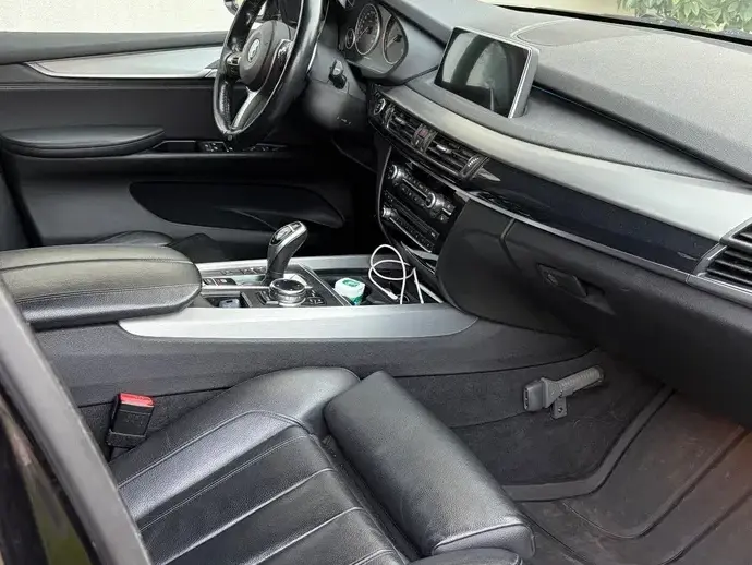 BMW X5 F15 xDrive30d Sport-Aut.