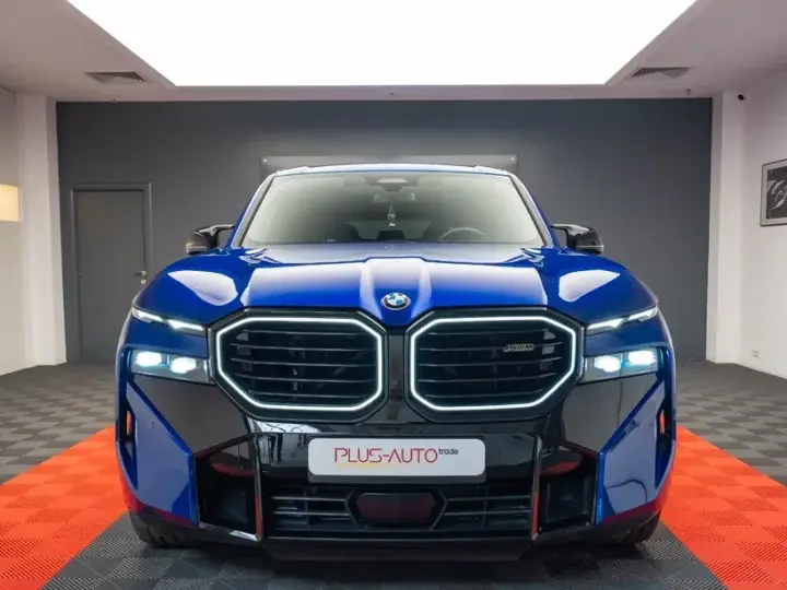 BMW XM