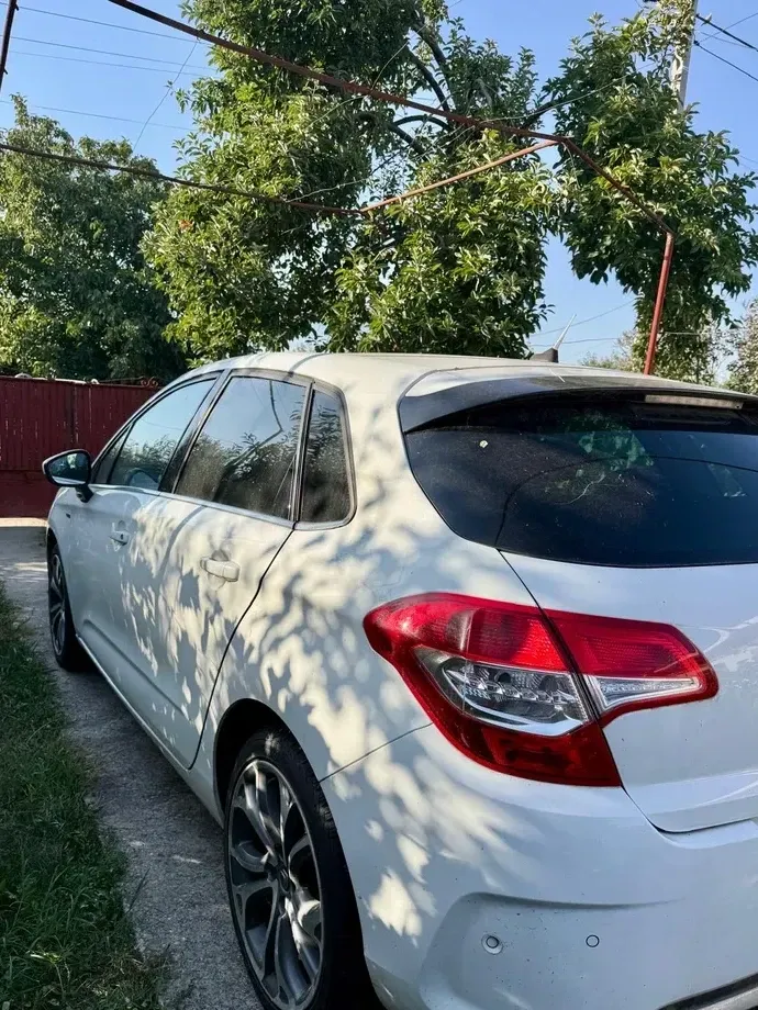 Citroën C4 II 1.6 THP BMP Exclusive — imagine 2