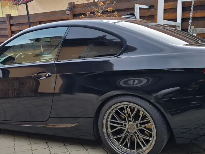 BMW Seria 3 E90/E91/E92/E93 330d Aut.