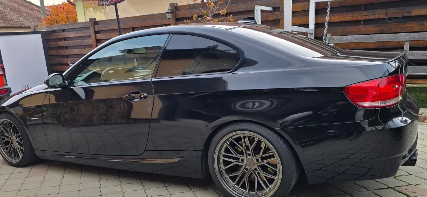 BMW Seria 3 E90/E91/E92/E93 330d Aut. — imagine 6