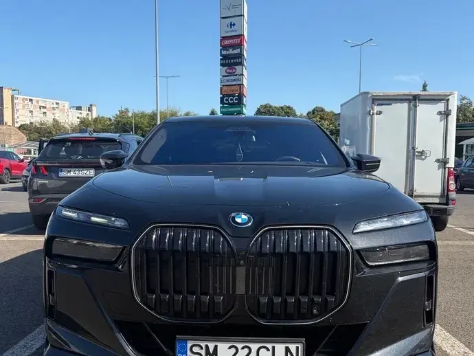 BMW Seria 7 G70