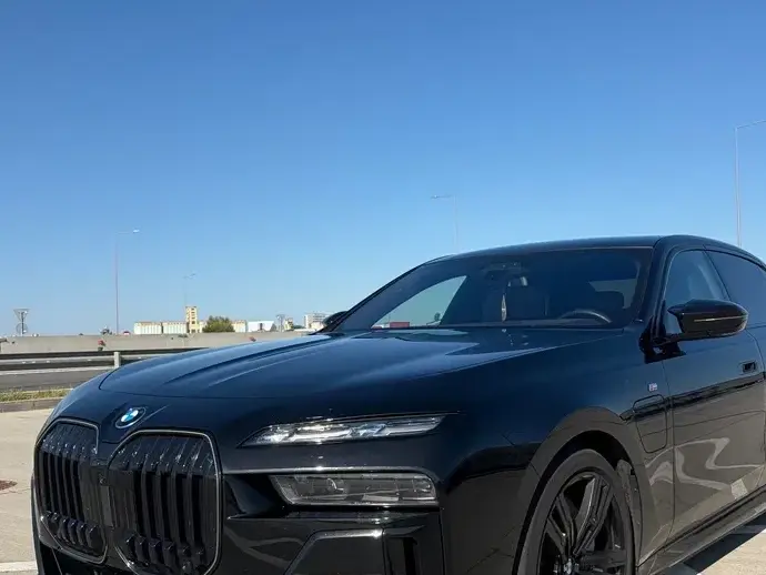 BMW Seria 7 G70