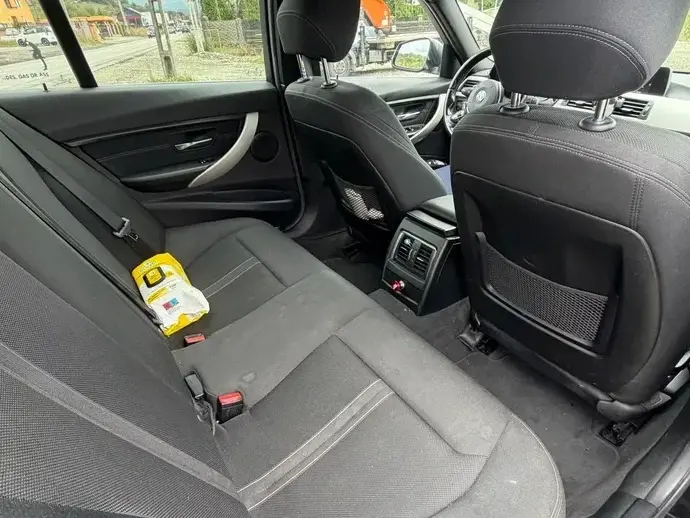 BMW Seria 3 F30/F31/F34 320d EfficientDynamics Edition Standard