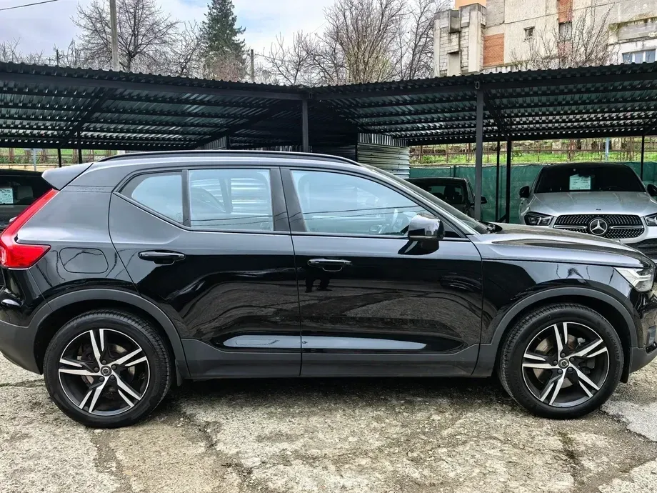 Volvo XC 40 — imagine 2