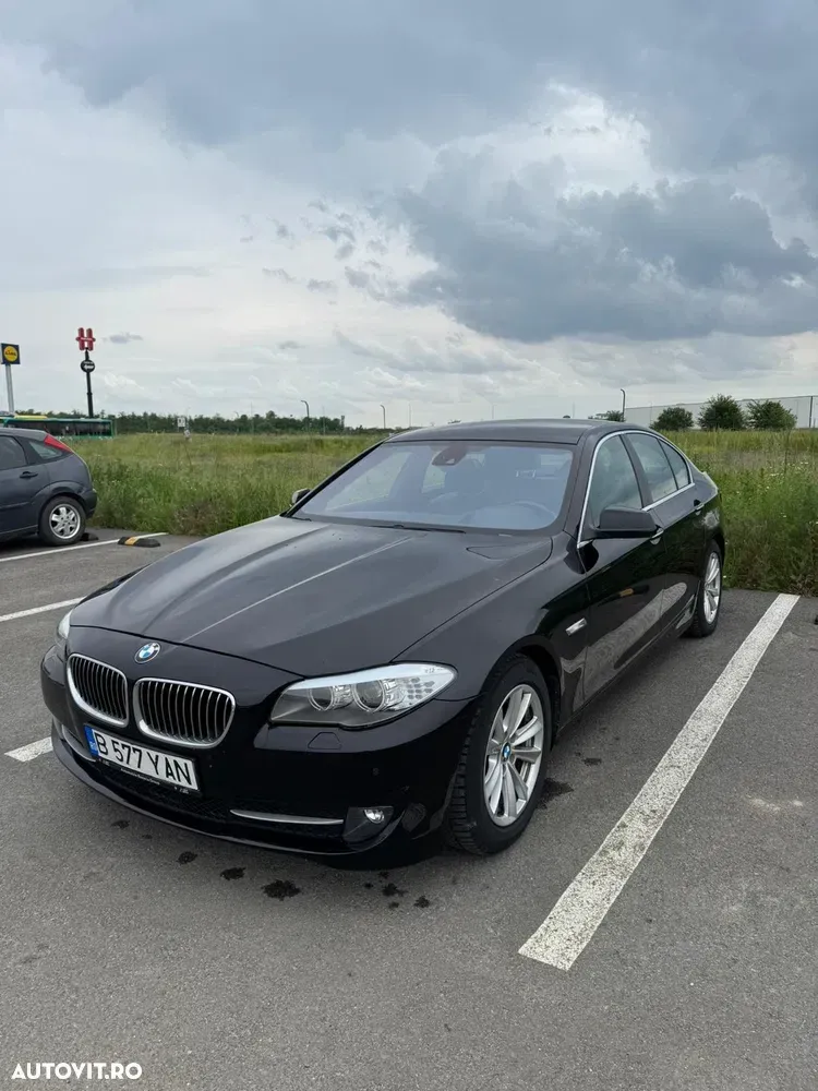 BMW Seria 5 F10/F11/F07 [2010 - 2017] 520d Aut. — imagine 3