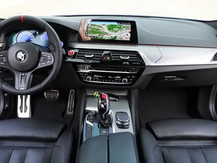 BMW Seria 5 G30/G31 520d Aut. M Sport Edition