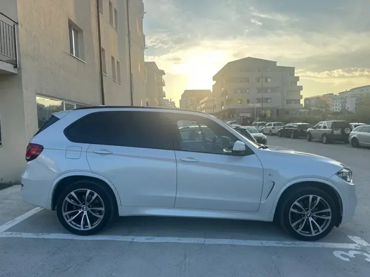 BMW X5 F15