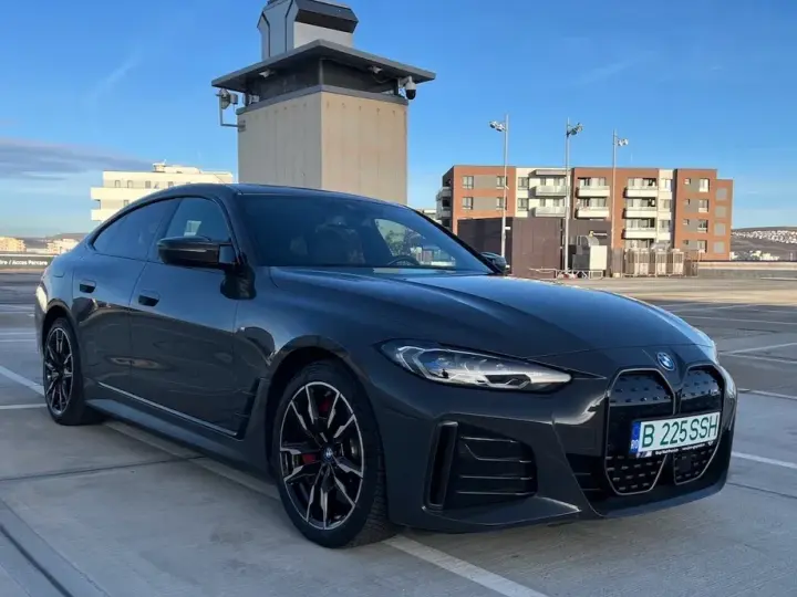 BMW i4