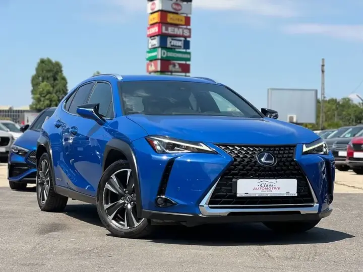 Lexus UX 250h FWD Business