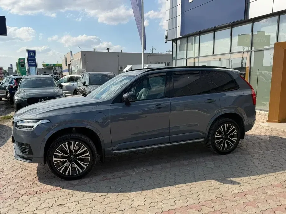 Volvo XC 90 Recharge T8 eAWD R-Design — imagine 4
