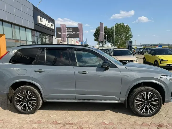 Volvo XC 90 Recharge T8 eAWD R-Design