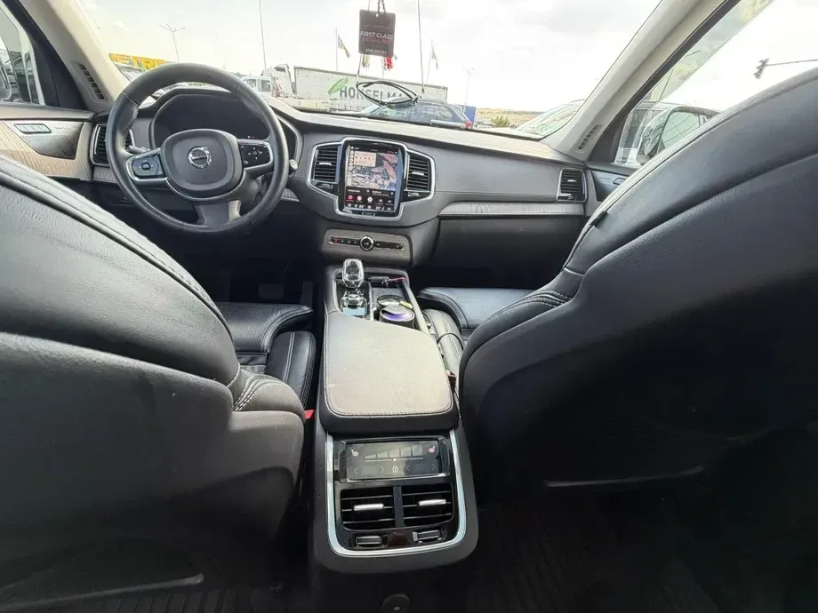 Volvo XC 90 Recharge T8 eAWD R-Design — imagine 6
