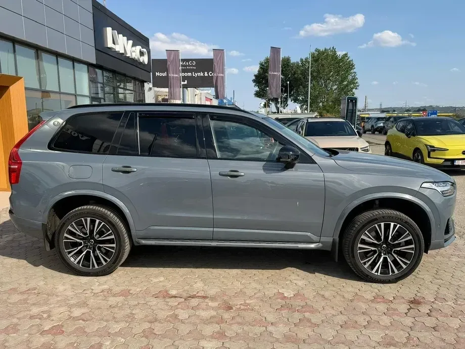 Volvo XC 90 Recharge T8 eAWD R-Design — imagine 5