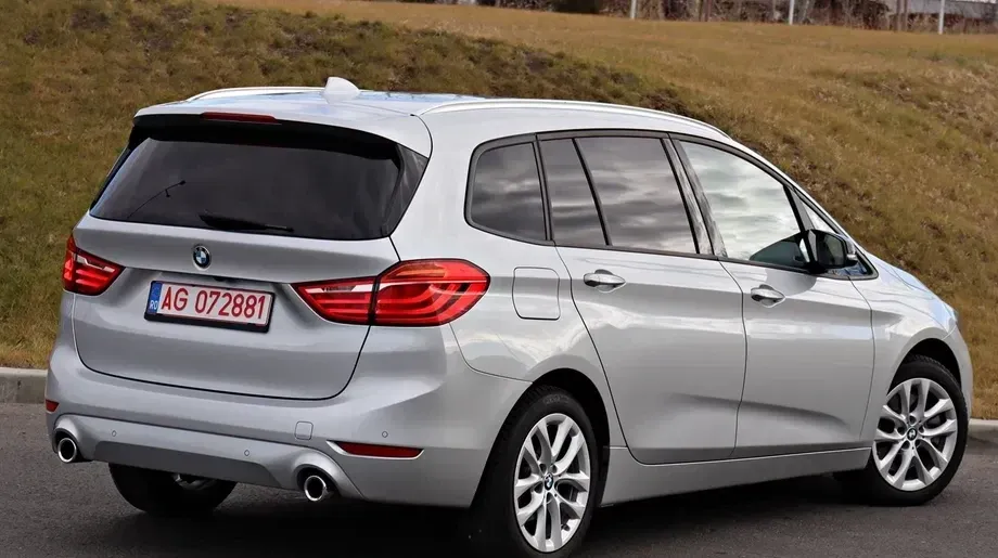 BMW Seria 2 218d xDrive Sport-Aut. Sport Line — imagine 2