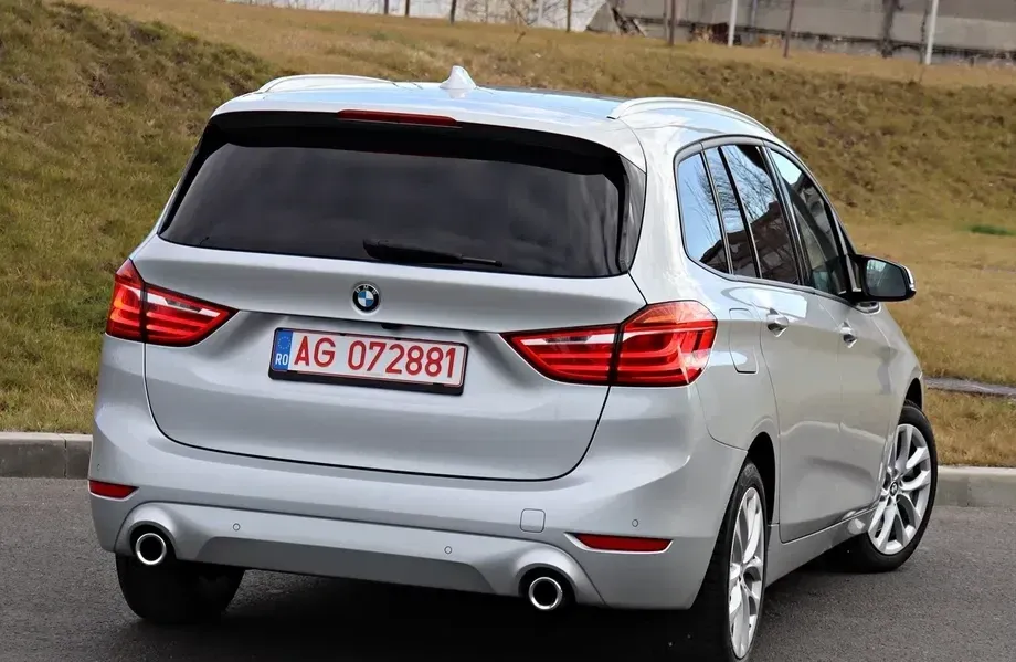BMW Seria 2 218d xDrive Sport-Aut. Sport Line — imagine 3