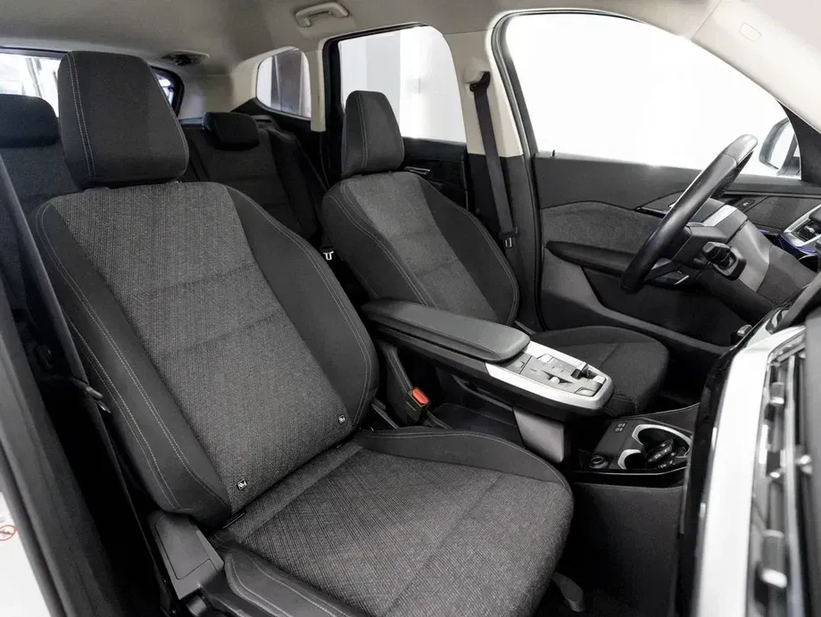 BMW X1 F48 sDrive18d Aut. Advantage — imagine 6