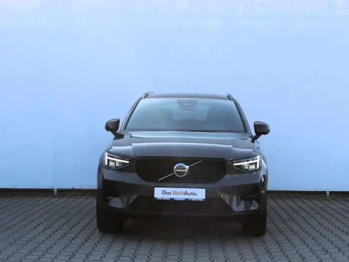 Volvo XC 40 B3 AT FWD MHEV Plus Dark