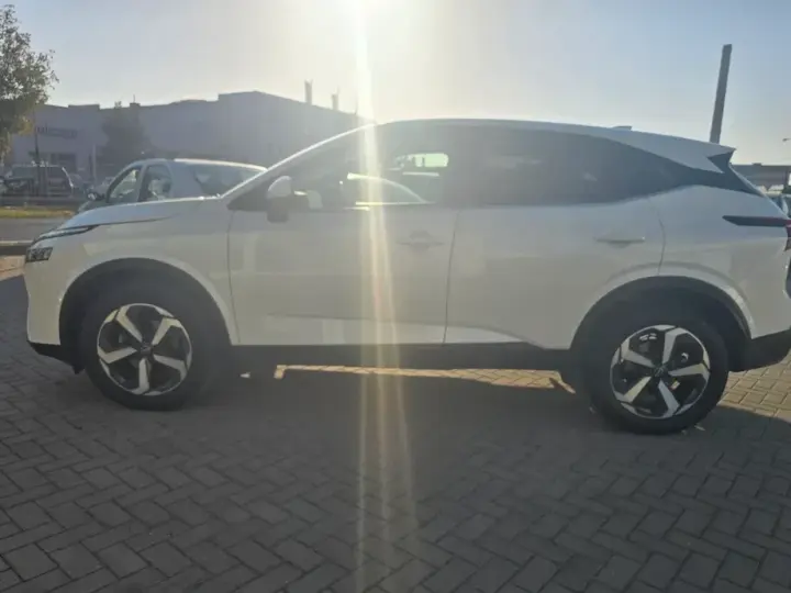 Nissan Qashqai III 1.3 l MHEV X-Tronic N-Connecta