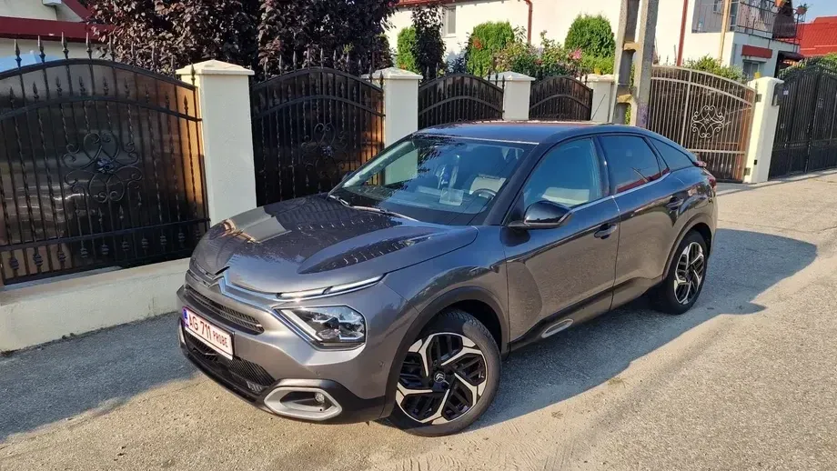 Citroën C4 PureTech 130 Stop&Start EAT8 SHINE — imagine 3