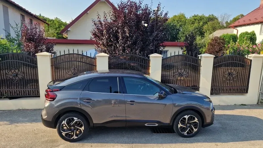 Citroën C4 PureTech 130 Stop&Start EAT8 SHINE — imagine 6