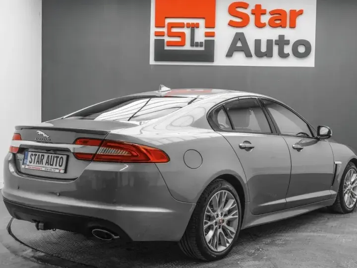 Jaguar XF 2.2D Premium Luxury