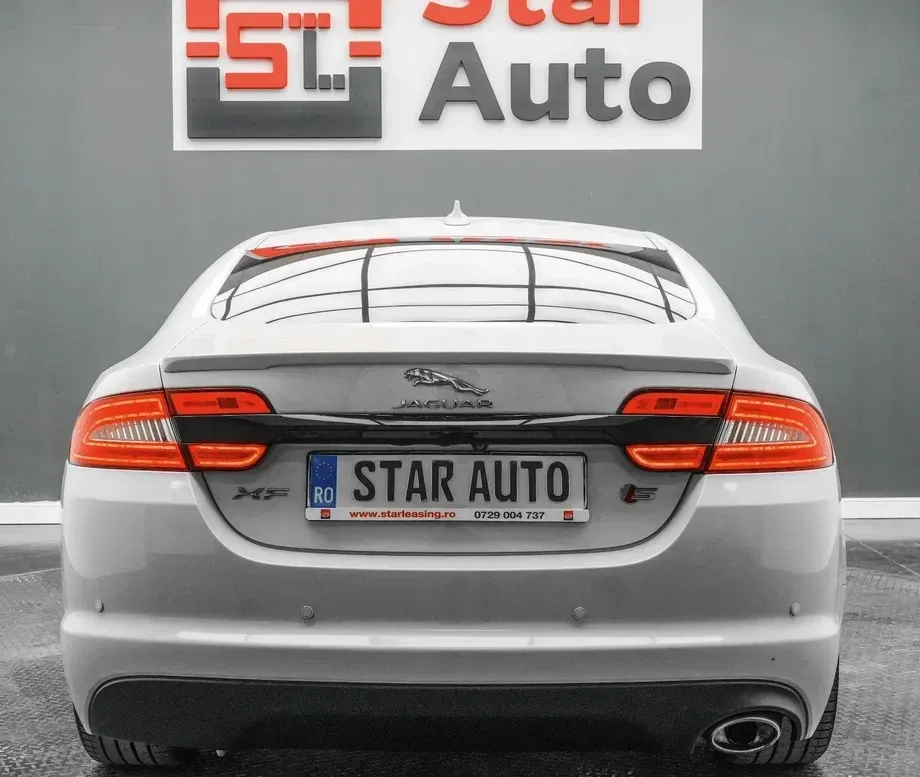 Jaguar XF 2.2D Premium Luxury — imagine 5