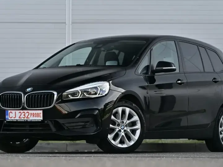 BMW Seria 2 220d xDrive AT Sport Line