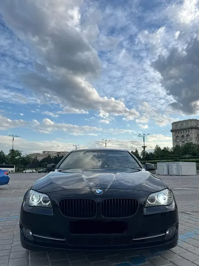 BMW Seria 5 F10/F11/F07 — imagine 5