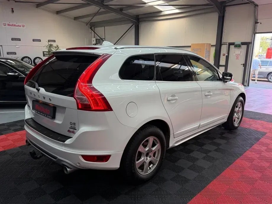 Volvo XC 60 I D5 AWD Aut. RDesign — imagine 4