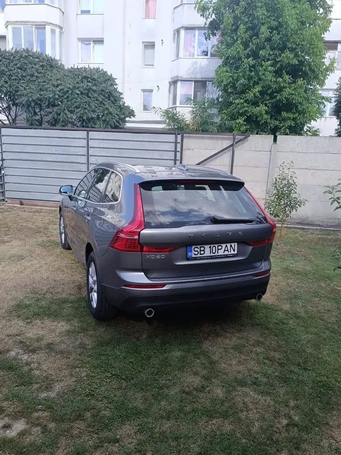 Volvo XC 60 II D4 Momentum Pro — imagine 6