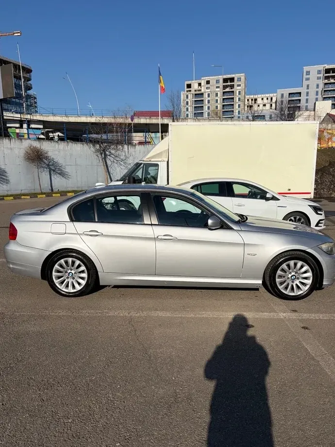BMW Seria 3 E90/E91/E92/E93 — imagine 4