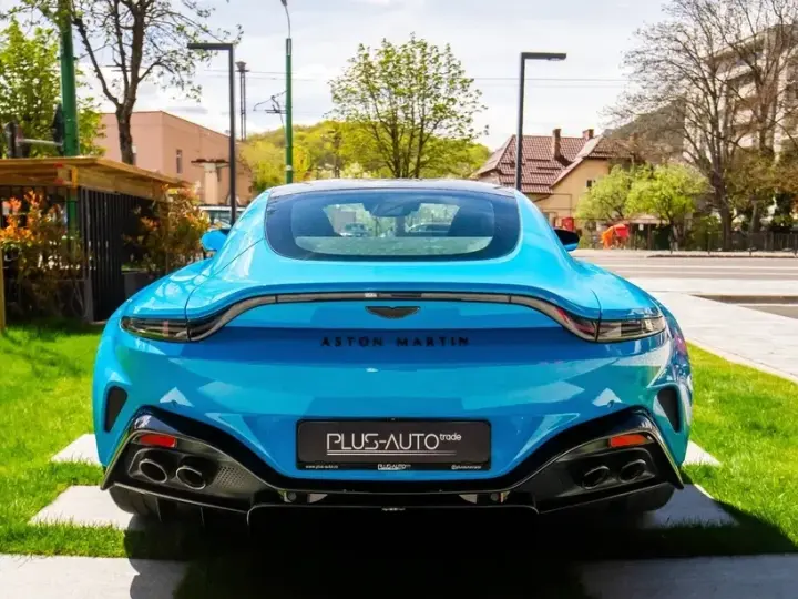Aston Martin V8 Vantage