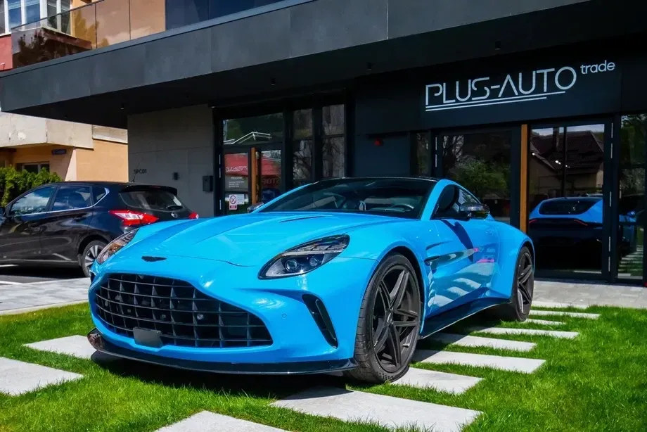 Aston Martin V8 Vantage — imagine 3