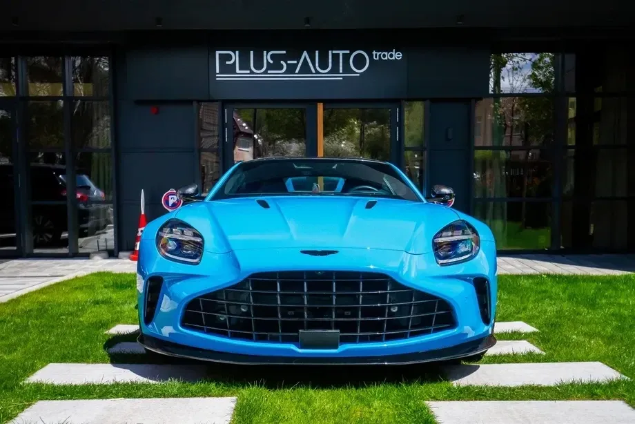 Aston Martin V8 Vantage — imagine 2